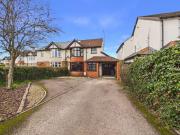 5 bedroom semi detached house for sale