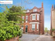 5 bedroom semi detached house for sale