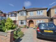 5 bedroom semi detached house for sale