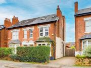 5 bedroom semi detached house for sale