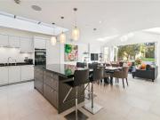 5 bedroom semi detached house for sale