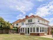 5 bedroom semi detached house for sale