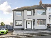 5 bedroom semi detached house for sale