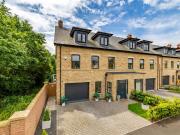 5 bedroom semi detached house for sale