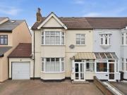 5 bedroom semi detached house for sale