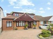 5 Bedroom Semi detached House For Sale In Chigwell, Essex