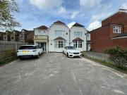 5 bedroom semi detached house for sale in Coleshill...