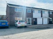 5 bedroom semi detached house for sale in Farnworth...