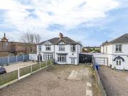 5 Bedroom Semi detached House For Sale In Grimsby,...
