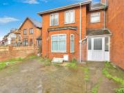 5 bedroom semi detached house for sale in Harborough...