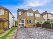 5 bedroom semi detached house for sale in Hillside...