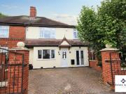 5 bedroom semi detached house for sale in Humphrey Road,...