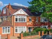 5 Bedroom Semi detached House For Sale In London