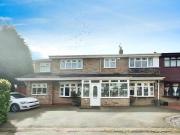 5 Bedroom Semi detached House For Sale In Oldbury, West...