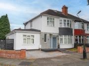 5 bedroom semi detached house for sale in Ruskin Road,...
