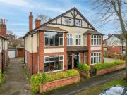 5 bedroom semi detached house for sale in Severus...