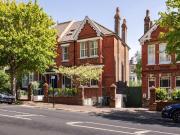 5 bedroom semi detached house for sale in Stanford...