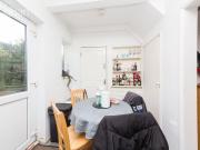 5 bedroom semi detached house to rent