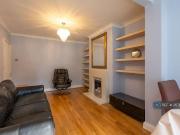 5 bedroom semi detached house to rent