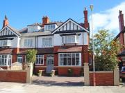 5 bedroom semi detached house to rent