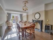 5 bedroom semi detached house to rent