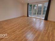 5 bedroom semi detached house to rent