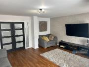 5 bedroom semi detached house to rent