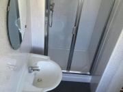 5 bedroom semi detached house to rent