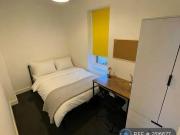 5 bedroom semi detached house to rent