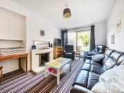 5 bedroom semi detached house to rent