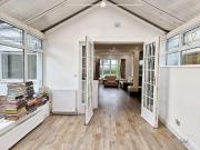 5 bedroom semi detached house to rent