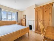 5 bedroom semi detached house to rent