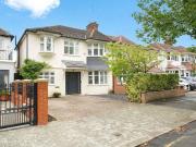 5 bedroom semi detached house to rent