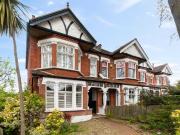 5 bedroom semi detached house to rent