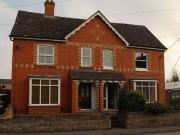 5 bedroom semi detached house to rent
