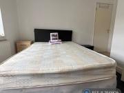 5 bedroom semi detached house to rent