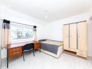 5 bedroom semi detached house to rent