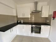 5 bedroom semi detached house to rent