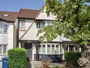 5 bedroom semi detached house to rent