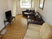 5 bedroom semi detached house to rent