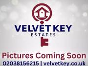 5 bedroom semi detached house to rent