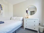 5 bedroom semi detached house to rent 5 bedroom semi detached house to rent