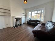 5 bedroom semi detached house to rent