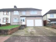 5 bedroom semi detached house to rent