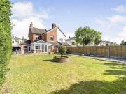 5 bedroom semidetached house for rent in Richmond Wood...