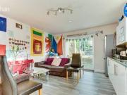 5 bedroom semidetached house for rent in Widdicombe Way...
