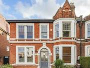 5 bedroom semidetached house for sale in Croydon Road...