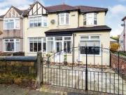 5 bedroom semidetached house for sale in Woodlands Road...