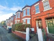 5 Bedroom Terraced House