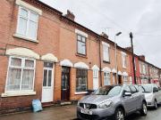 5 Bedroom Terraced House